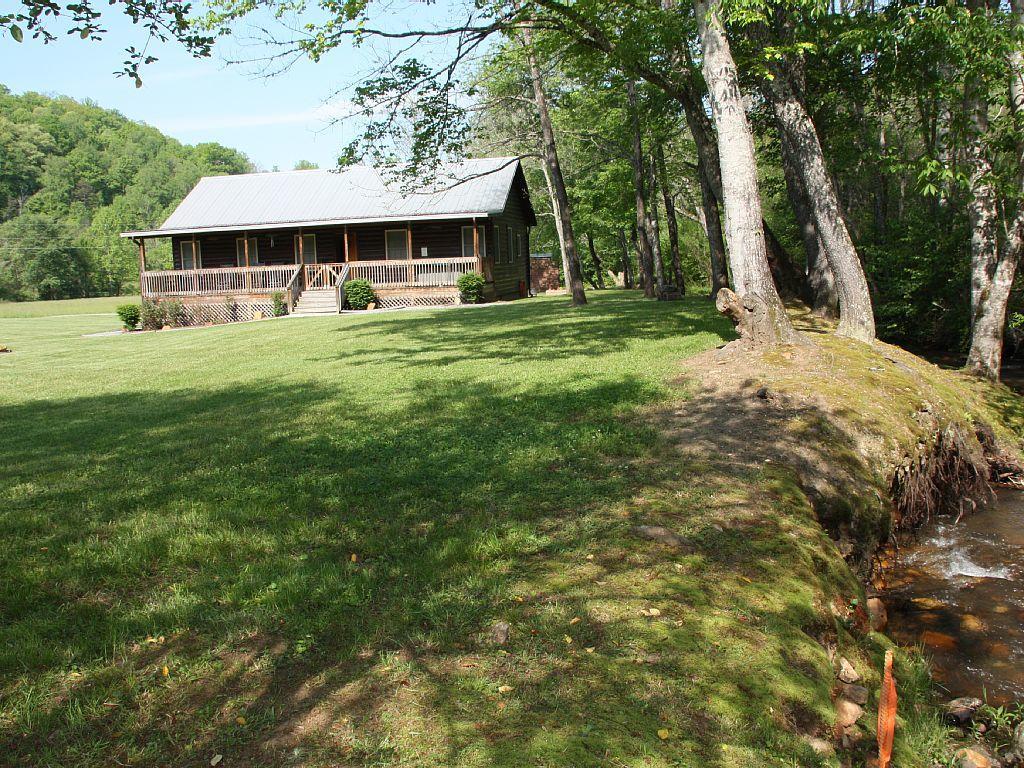 Climbing Bear Creekside Cabin Whittier Buitenkant foto